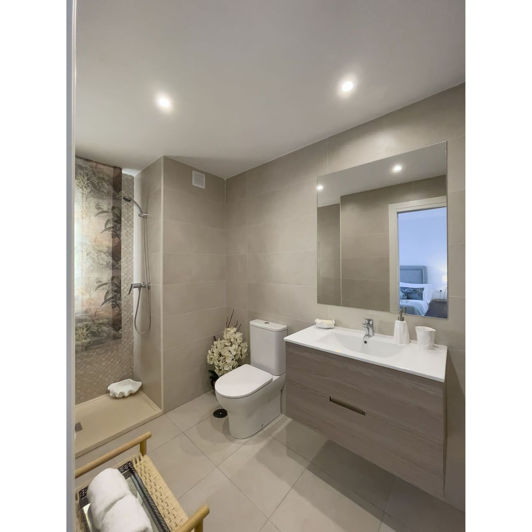 Image No.5-2 Bed Property for sale