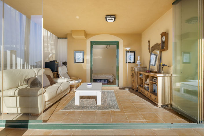 Image No.25-2 Bed Property for sale