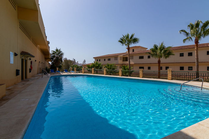 Image No.28-2 Bed Property for sale