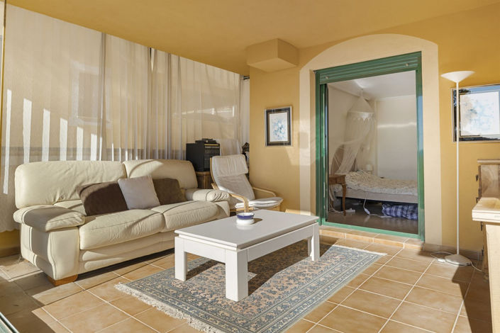 Image No.5-2 Bed Property for sale