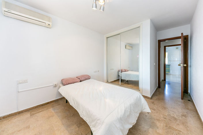 Image No.18-4 Bed Property for sale