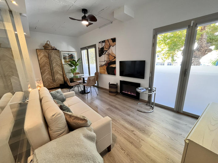 Image No.19-1 Bed Property for sale