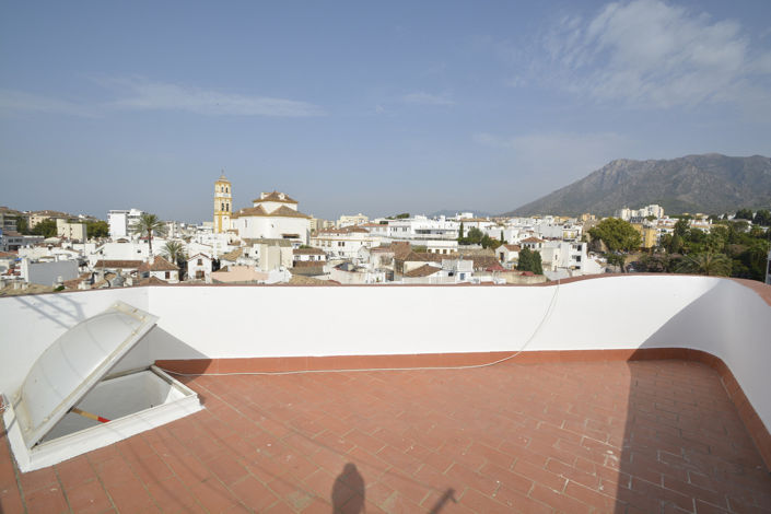 Image No.45-2 Bed Property for sale