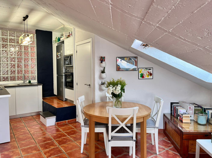 Image No.9-2 Bed Property for sale