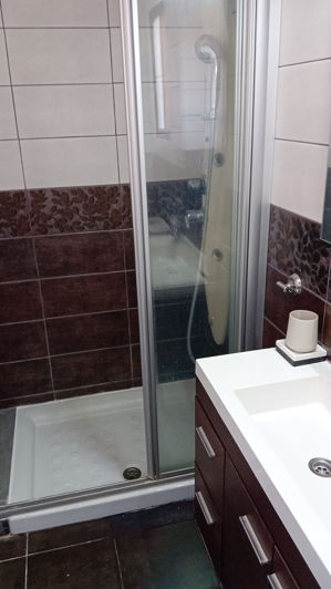 Image No.21-2 Bed Property for sale