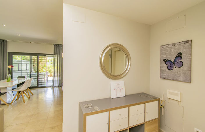 Image No.32-2 Bed Property for sale