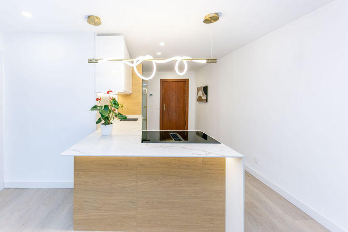 Image No.9-3 Bed Property for sale