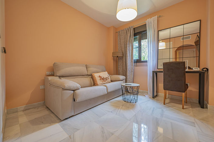 Image No.7-2 Bed Property for sale