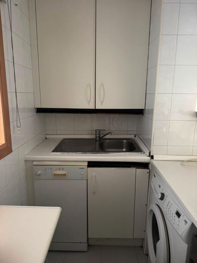 Image No.11-1 Bed Property for sale