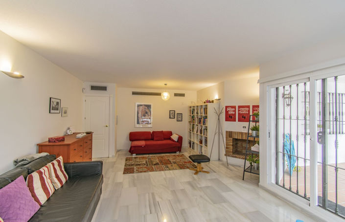 Image No.12-2 Bed Property for sale