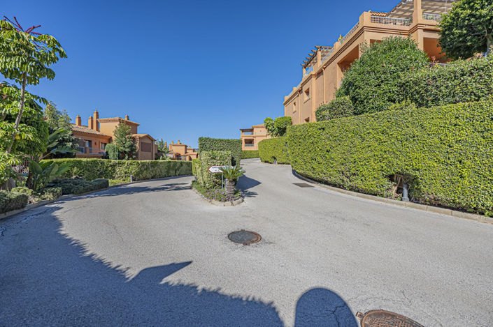 Image No.18-2 Bed Property for sale