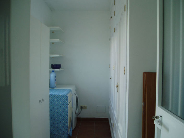 Image No.41-5 Bed Property for sale