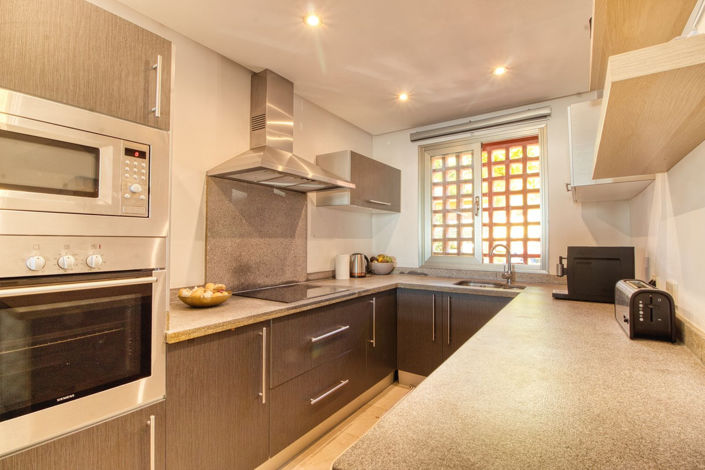 Image No.15-3 Bed Property for sale