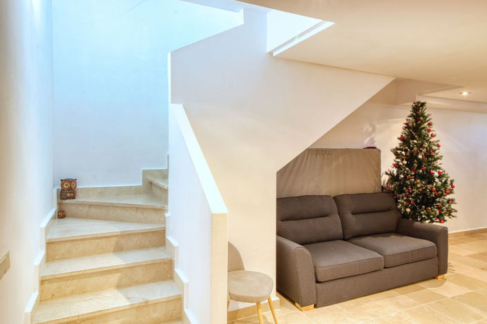 Image No.21-3 Bed Property for sale