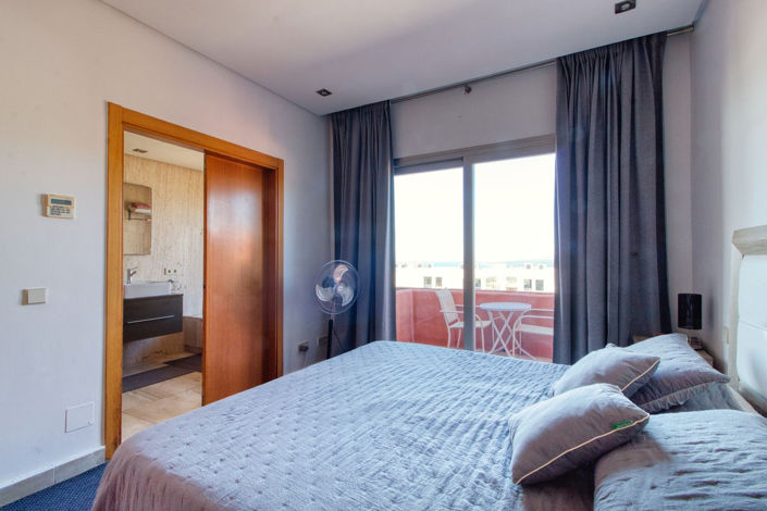 Image No.22-3 Bed Property for sale