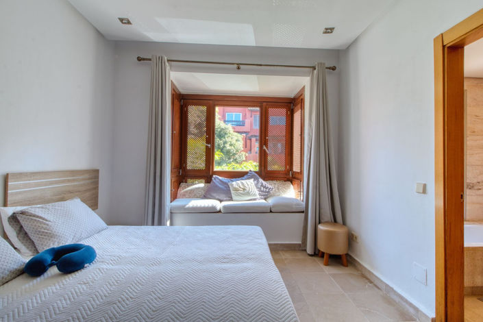 Image No.32-3 Bed Property for sale