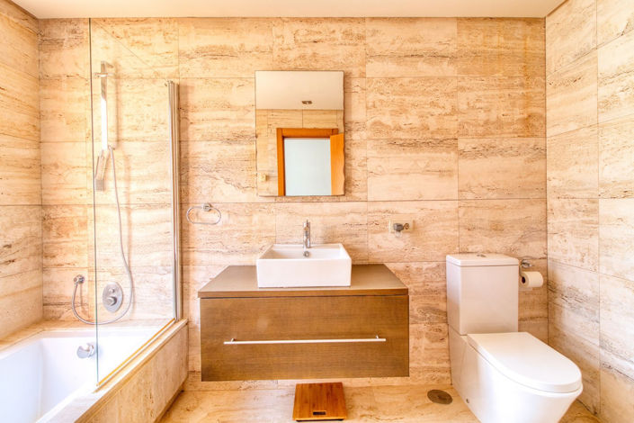 Image No.36-3 Bed Property for sale