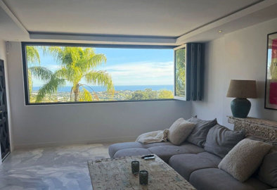 property868fe01011c107a0e28f940846a1c990154