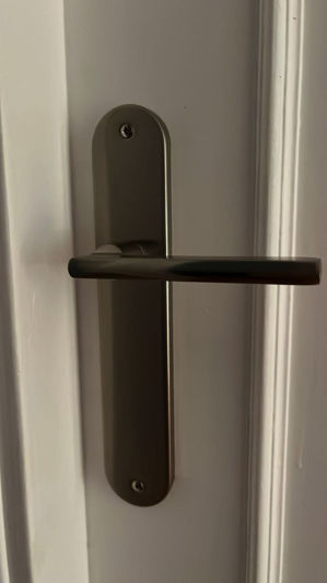 Image No.20-3 Bed Property for sale