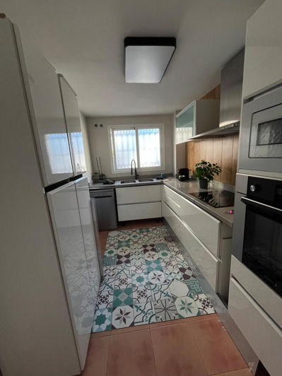 Image No.47-3 Bed Property for sale