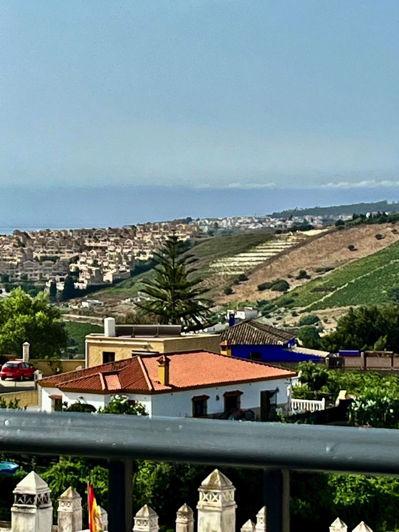 Image No.51-3 Bed Property for sale