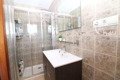 property8646bd9e5d797dc00c6d1c8801713d81aa2