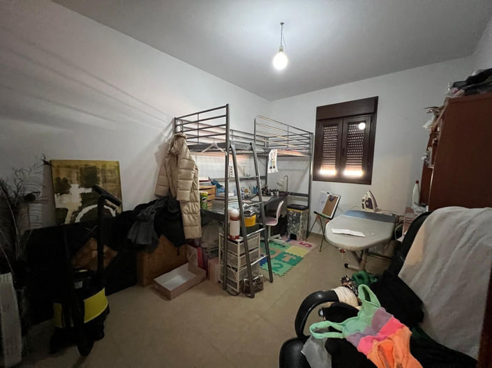 Image No.18-3 Bed Property for sale