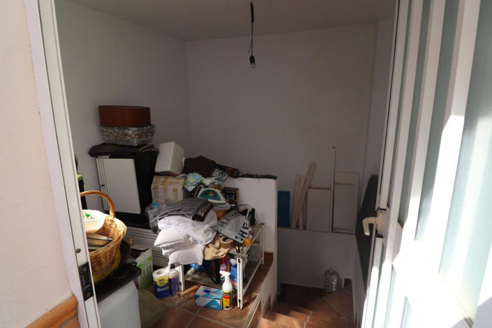 Image No.19-3 Bed Property for sale