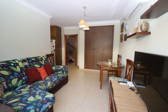 Image No.8-3 Bed Property for sale