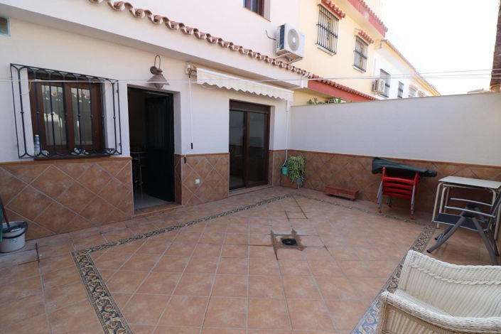 Image No.9-3 Bed Property for sale