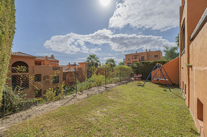 Image No.26-2 Bed Property for sale