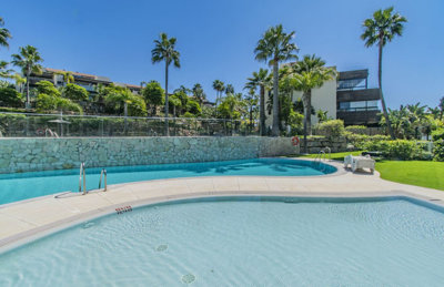 property8373171920a7246cf036f4a92c95af85476