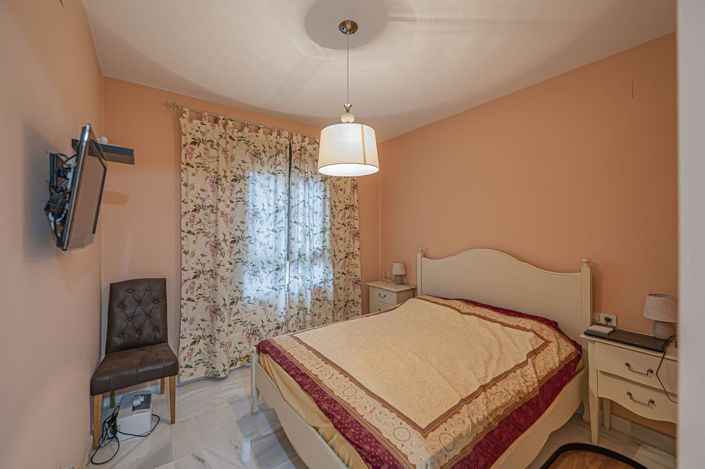 Image No.5-2 Bed Property for sale