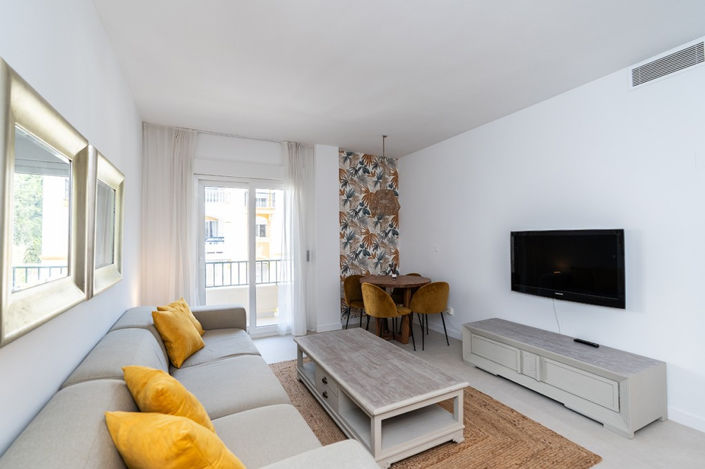 Image No.9-2 Bed Property for sale