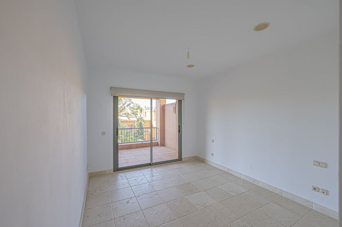 Image No.26-2 Bed Property for sale