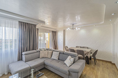 property82433cb4ed86857e64af6535268690900fc