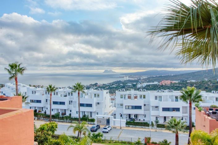 Image No.20-4 Bed Townhouse for sale