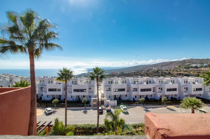 Image No.23-4 Bed Townhouse for sale