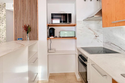 property836f0852e05d97de6abbc0a77bfe93683f6