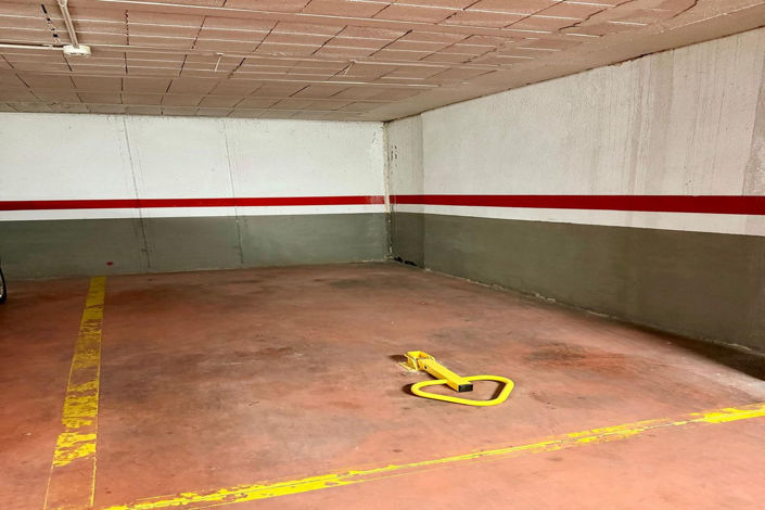 Image No.20-2 Bed Property for sale