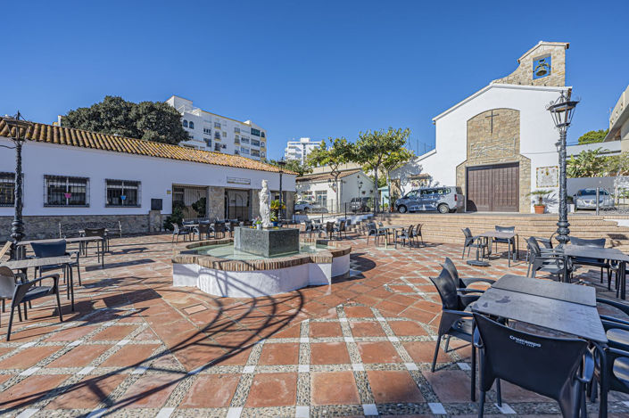 Image No.30-2 Bed Property for sale