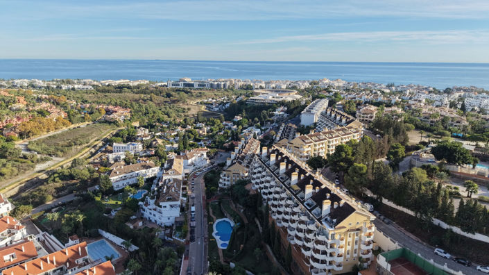 Image No.23-2 Bed Property for sale