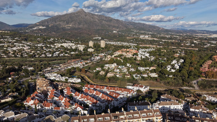 Image No.24-2 Bed Property for sale