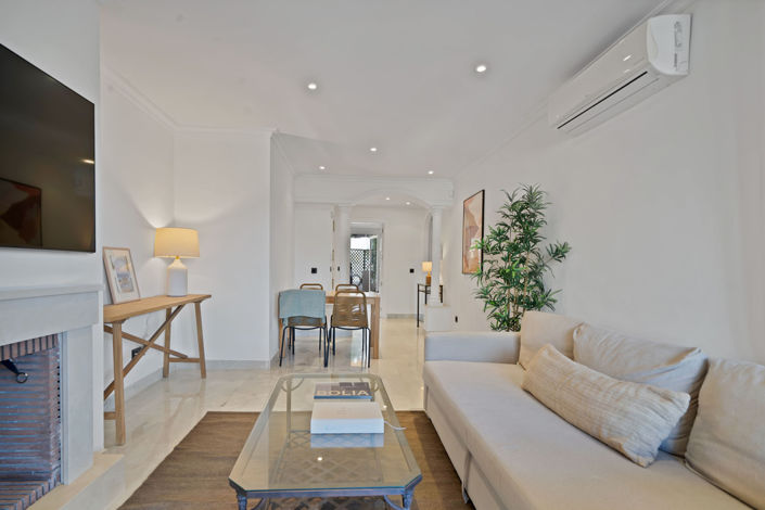 Image No.8-2 Bed Property for sale