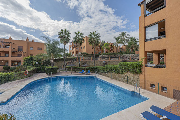 Image No.22-2 Bed Property for sale