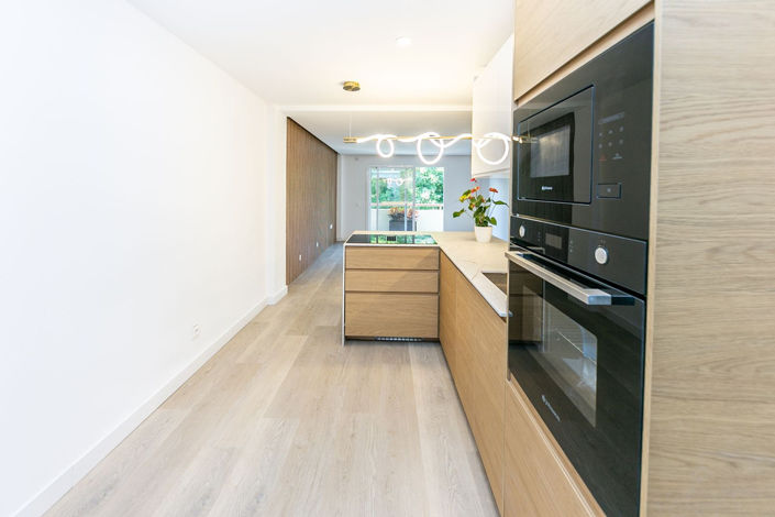 Image No.5-3 Bed Property for sale