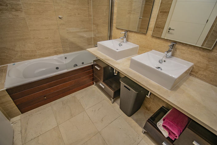 Image No.24-2 Bed Property for sale