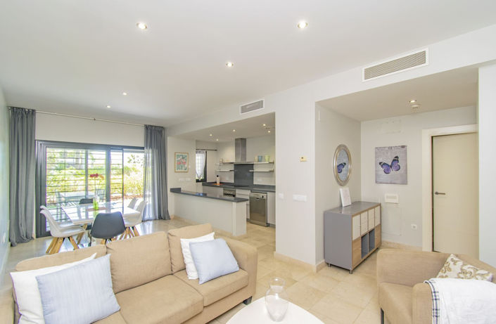 Image No.8-2 Bed Property for sale