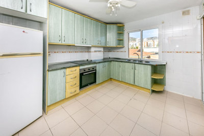 property821e51b946b072a7b3f31275d1c9cbfd79e