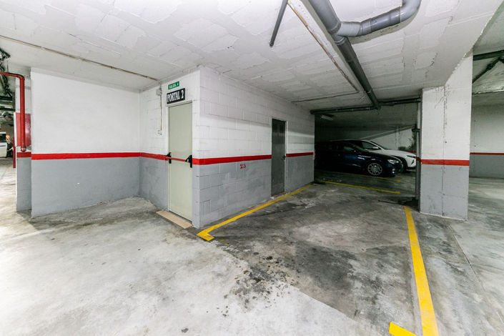 Image No.33-4 Bed Property for sale